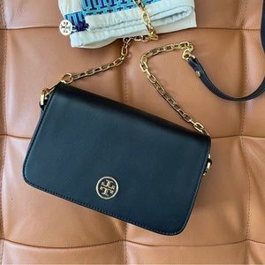 SOLD EUC Tory Burch Robinson Chain Crossbody Shoulder Bag Black Saffiano Leather